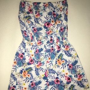 Strapless floral romper